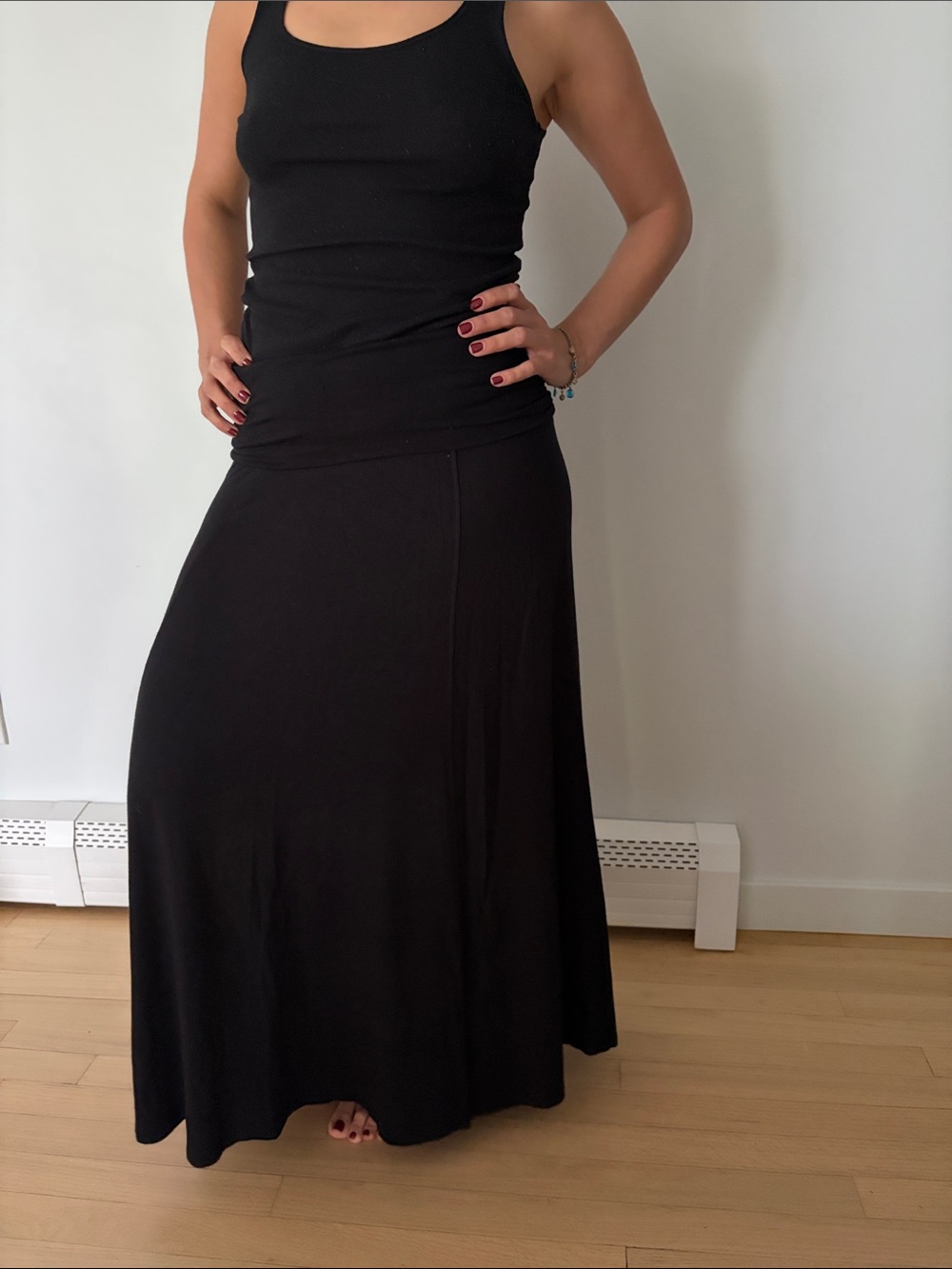 Black gap skirt
